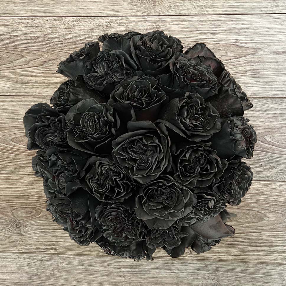 Black Dragon Roses Bouquet by Rosaholics