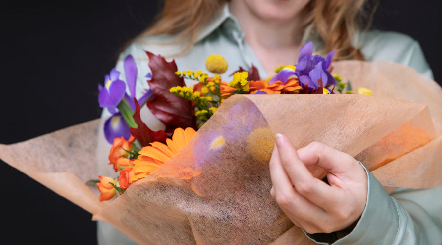 Guide to Flowers for Dating Rosaholics