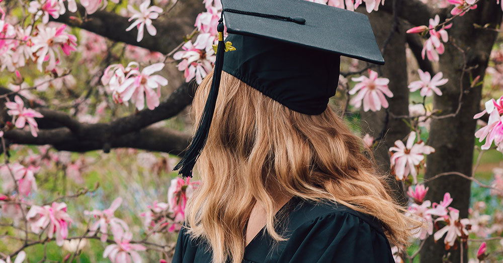 The Best Flowers for Graduation – Rosaholics
