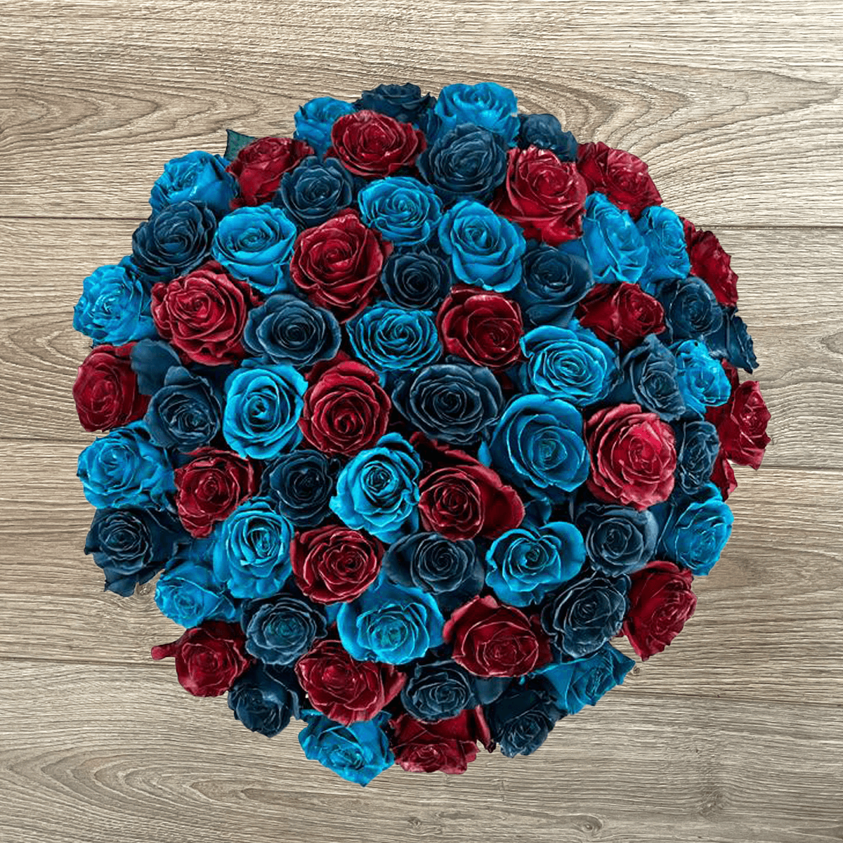 Navy Blue & Red Roses Bouquet | Roses Delivery – Rosaholics