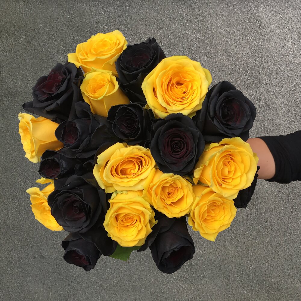 Black & Yellow Roses