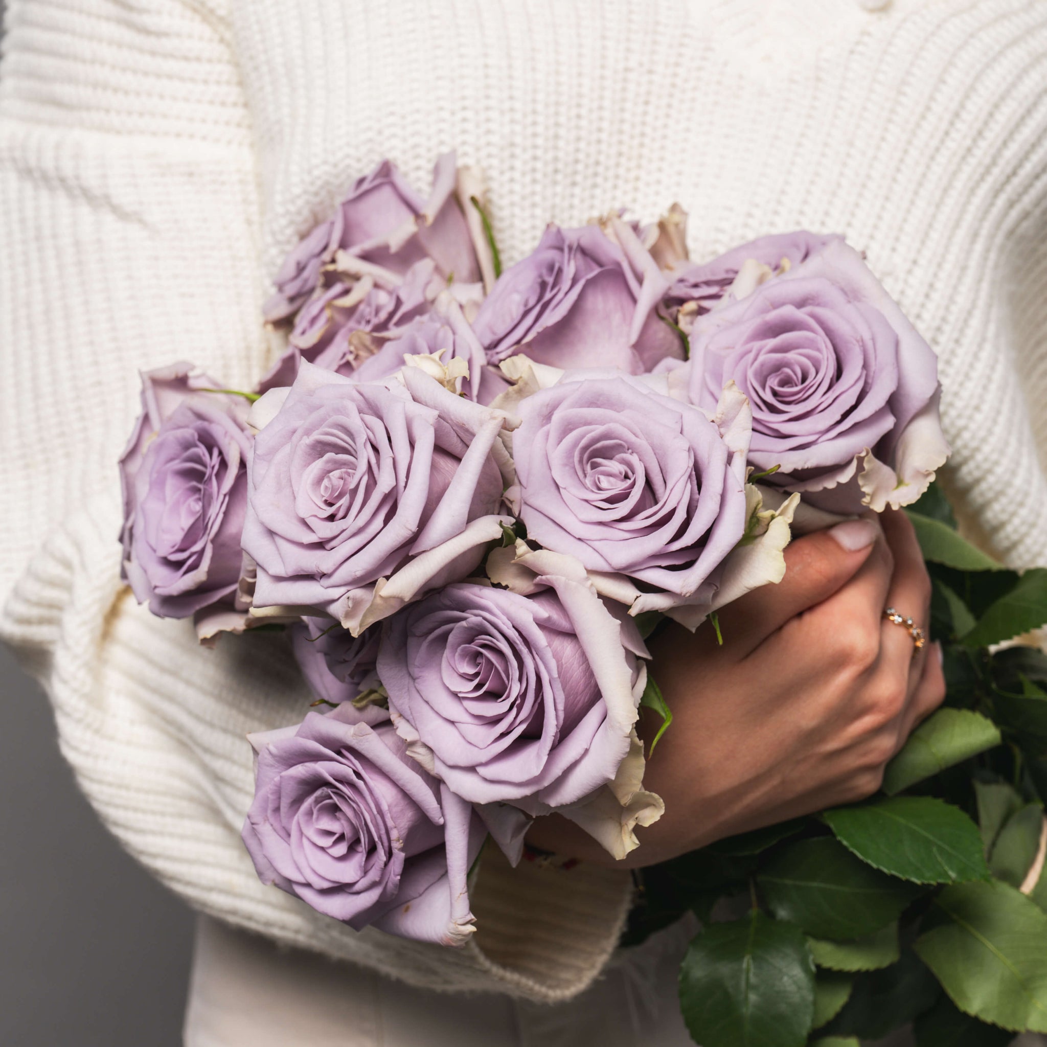 Lavender Roses Bouquet | Fresh Roses Delivery – Rosaholics