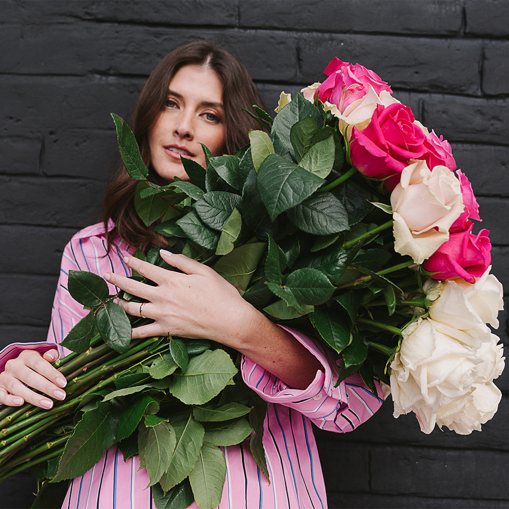 EXTRA LONG STEM ROSES