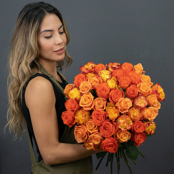 One Dozen Orange Roses: Orange Explosion Rosaholics 3 Dozen (AWESOME SIZE) One Dozen Orange Roses: Orange Explosion Rosaholics 3 Dozen (AWESOME SIZE)