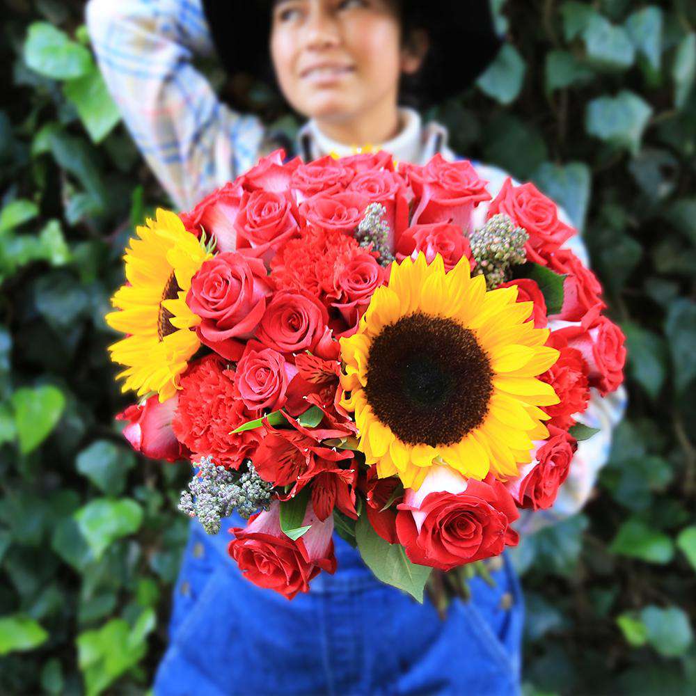 Delight Rose Bouquet - Rosaholics