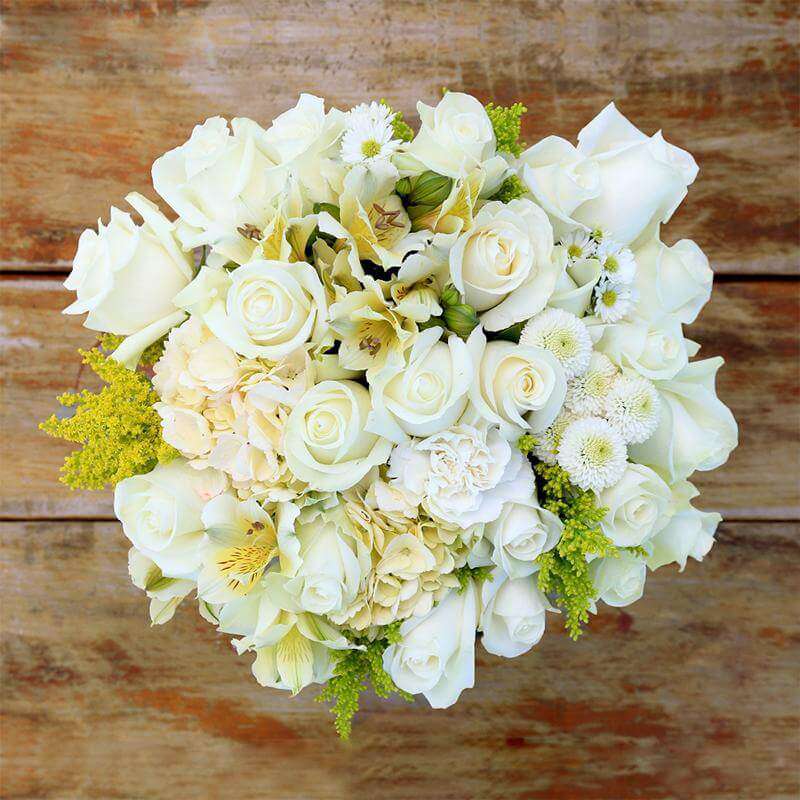 Grazie Mille white roses bouquet for mothers day