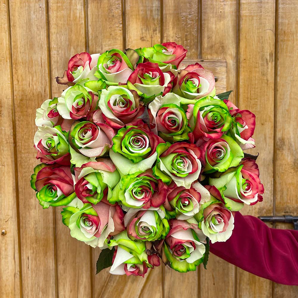 Eve Bouquet | Green and Red Roses - Rosaholics