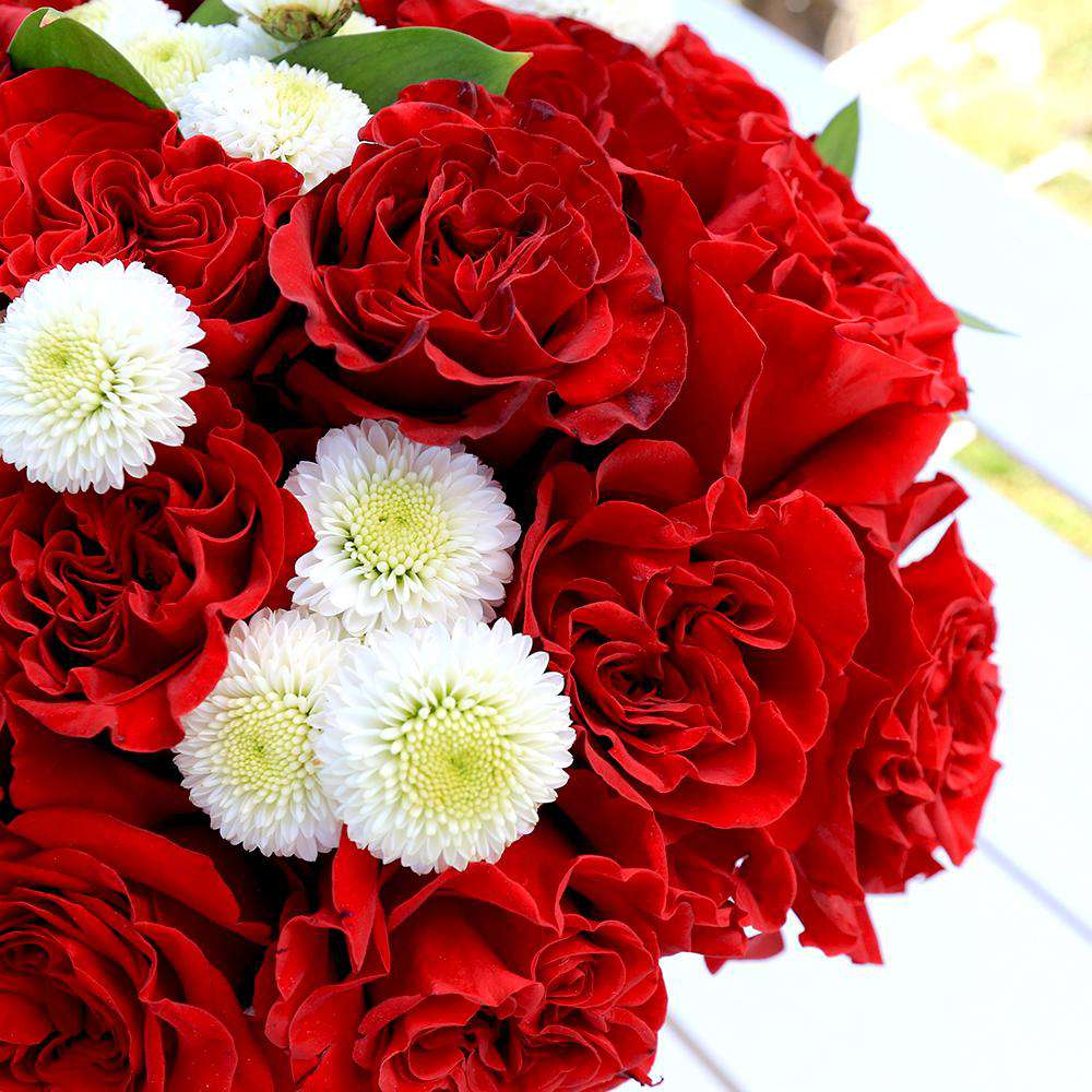 Love is a Place Flower Bouquet - Rosaholics